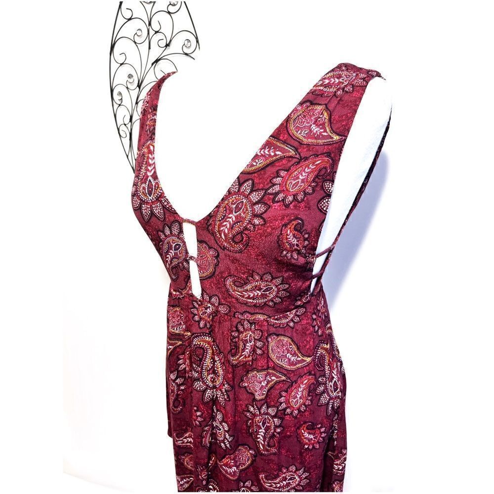 Forever 21 Burgundy Paisley Top (Sm)